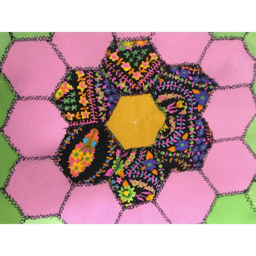 Vtg Grandmother’s Flower Garden Quilt Blanket Throw 34x50 Handmade Cottagecore